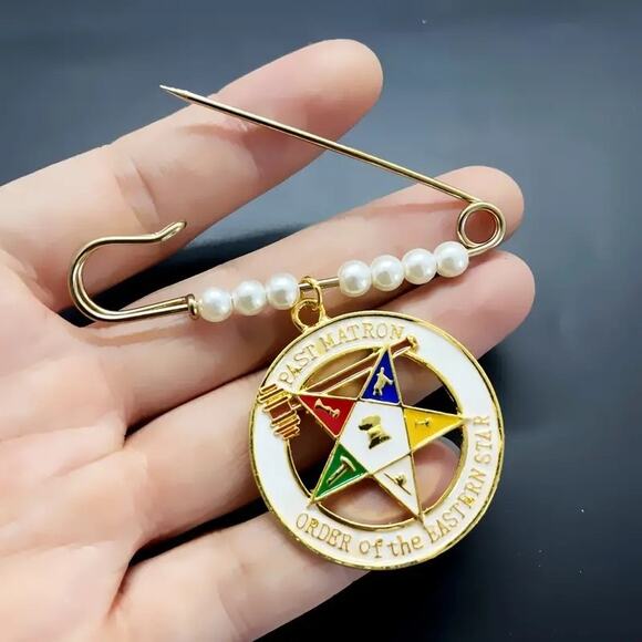 OES Eastern Star Brooch Pin with White Pearls - Picture 2 of 4